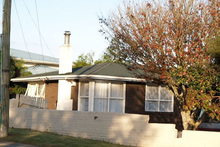 Photo of property in 112 Tennessee Avenue, Mangere East, Auckland, 2024