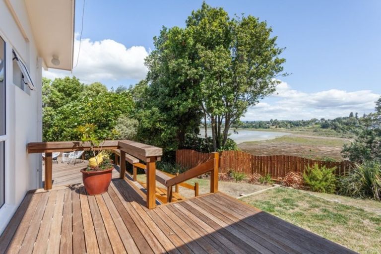 Photo of property in 73 Goods Road, Otumoetai, Tauranga, 3110