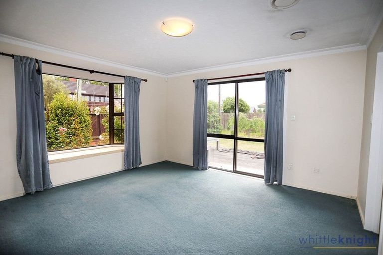 Photo of property in 264 Yaldhurst Road, Avonhead, Christchurch, 8042