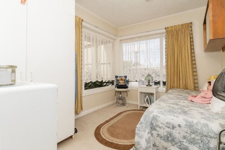 Photo of property in 214 Shortland Street, Aranui, Christchurch, 8061