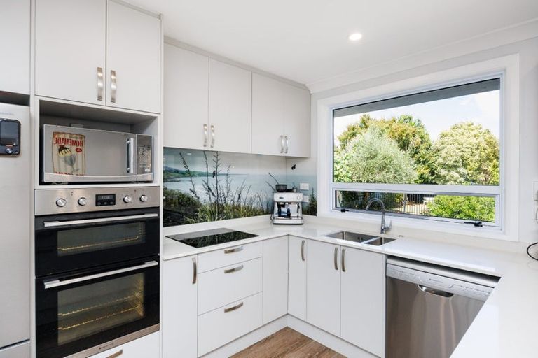 Photo of property in 36 Pitama Road, Awapuni, Palmerston North, 4412