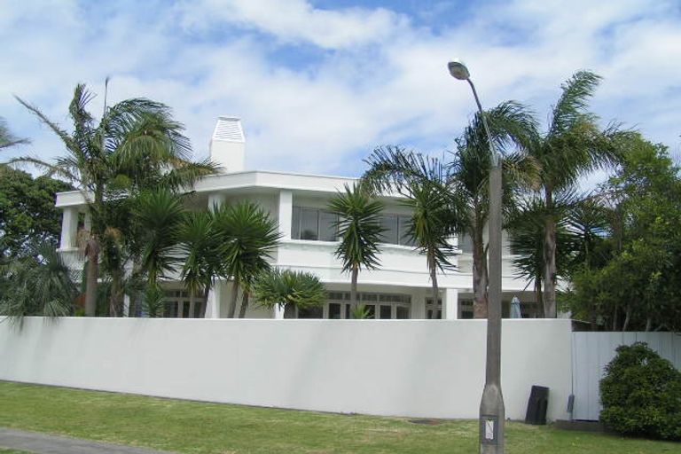 Photo of property in 1 Brown Street, Hauraki, Auckland, 0622