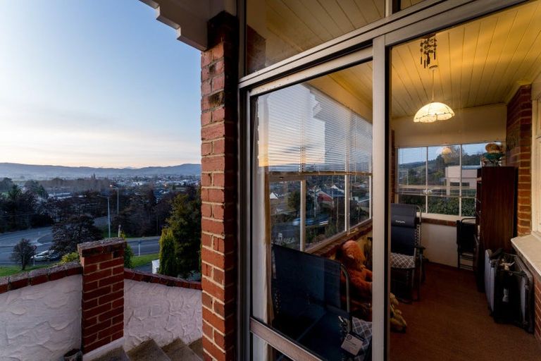 Photo of property in 16 Braeside, Kinmont Park, Mosgiel, 9024