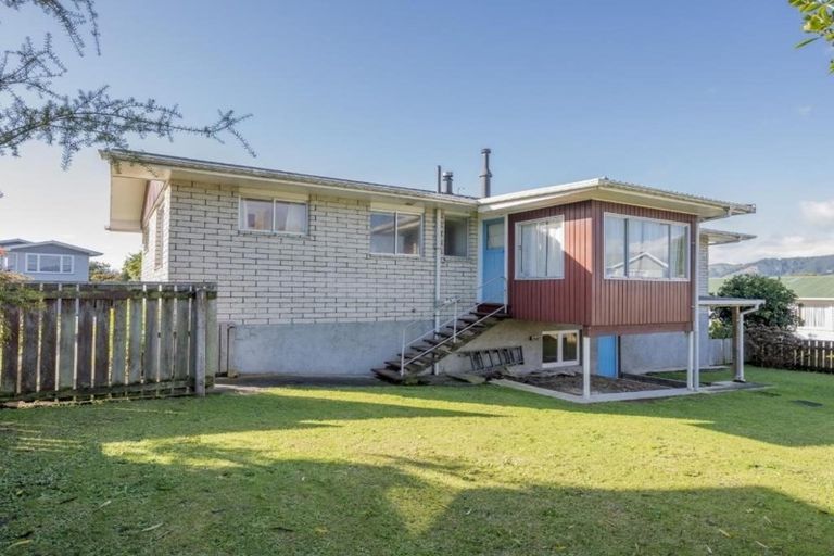 Photo of property in 18 Burn Street, Levin, 5510