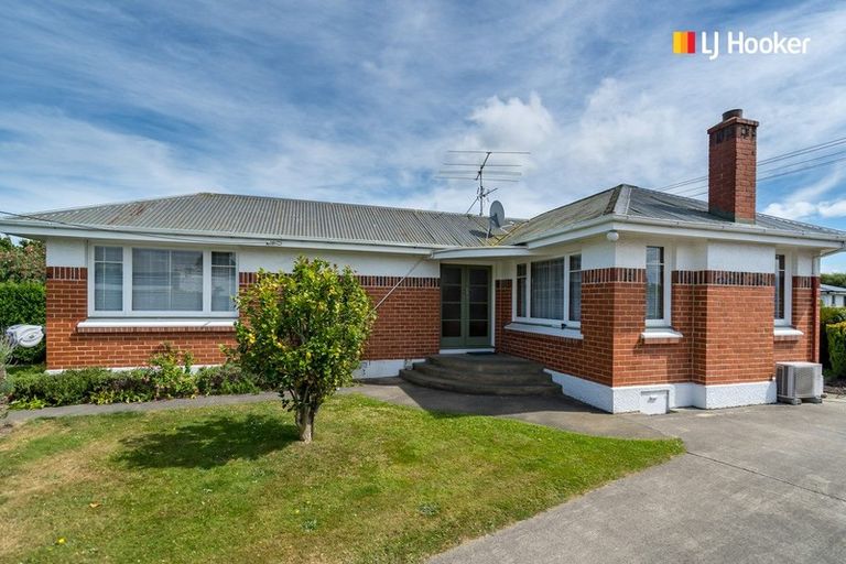 Photo of property in 27 Tay Street, Mosgiel, 9024
