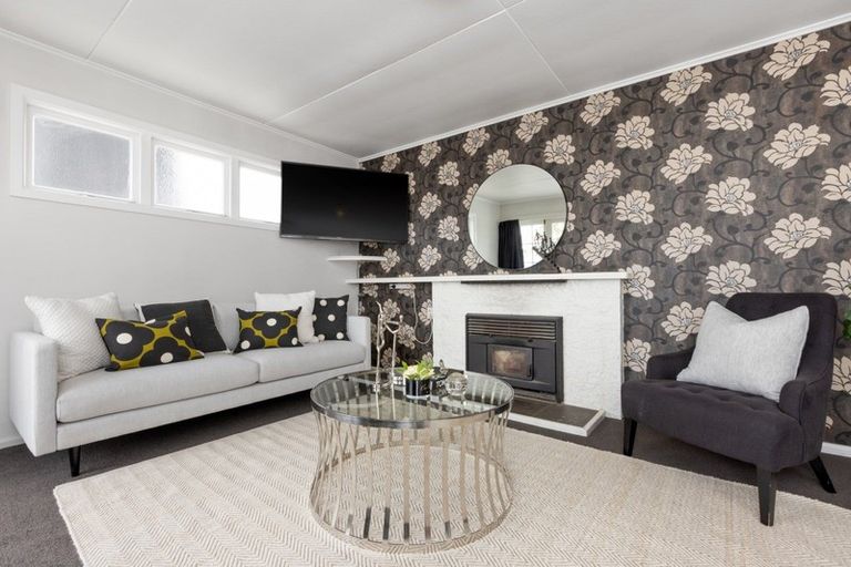 Photo of property in 19 Shrimpton Road, Haumoana, 4102