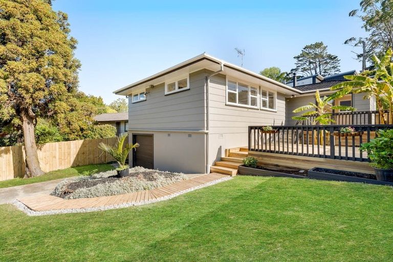 Photo of property in 76 Salamanca Road, Sunnynook, Auckland, 0620