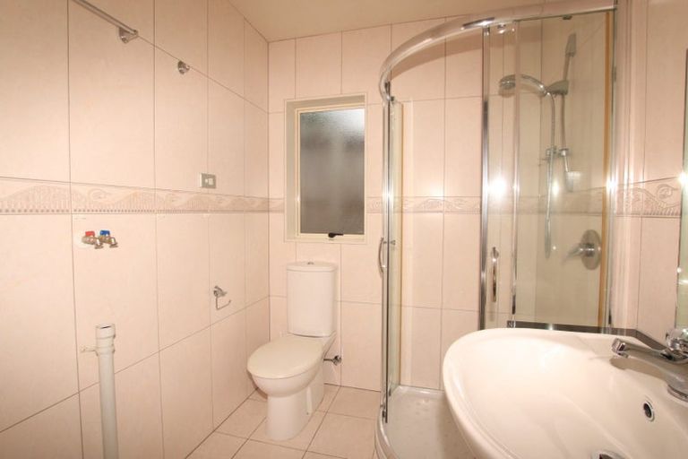 Photo of property in 26 Lismore Way, Oteha, Auckland, 0632