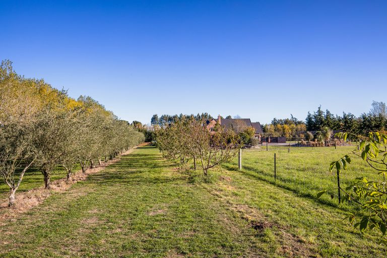 Photo of property in 46 Modena Place, Ohoka, Kaiapoi, 7692