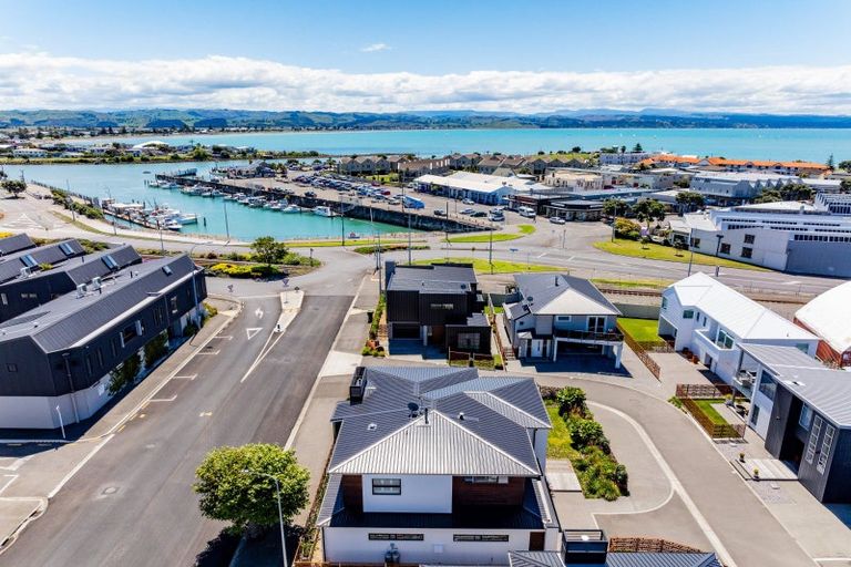 Photo of property in 27 Coronation Street, Ahuriri, Napier, 4110