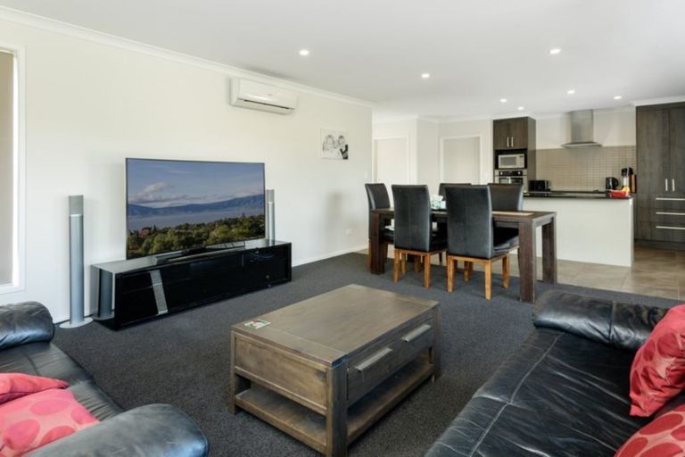 Photo of property in 4 Okataina Street, Pyes Pa, Tauranga, 3112