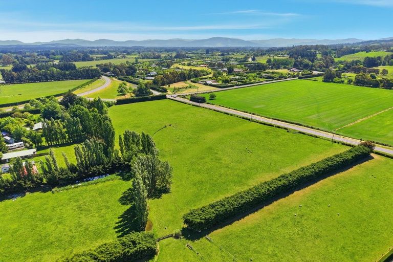 Photo of property in 242 Cones Road, Loburn, Rangiora, 7472