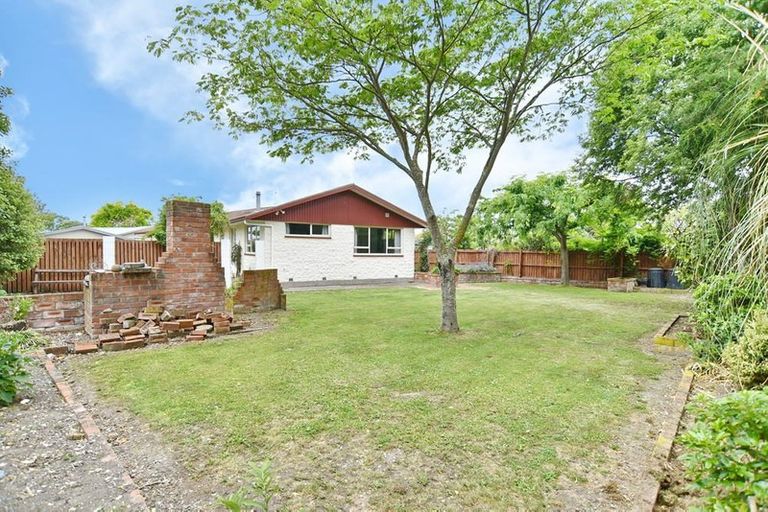 Photo of property in 39 Gibbs Drive, Woodend, 7610