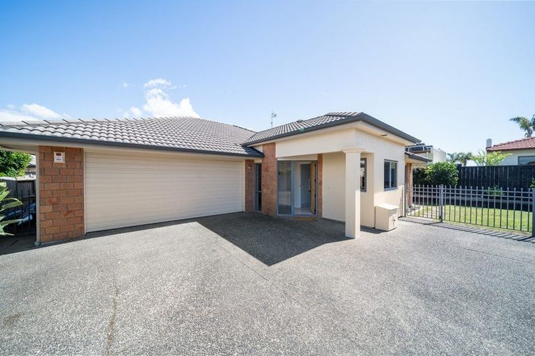 Photo of property in 68 Beachwater Drive, Papamoa Beach, Papamoa, 3118