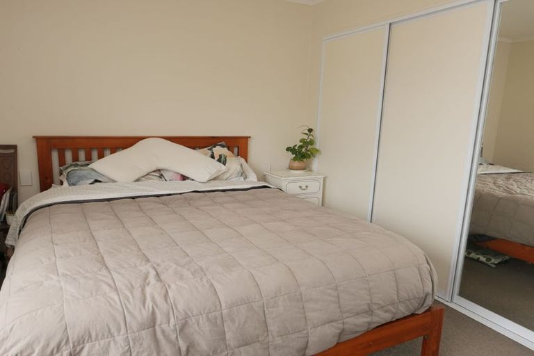 Photo of property in 31 Penryn Drive, Camborne, Porirua, 5026