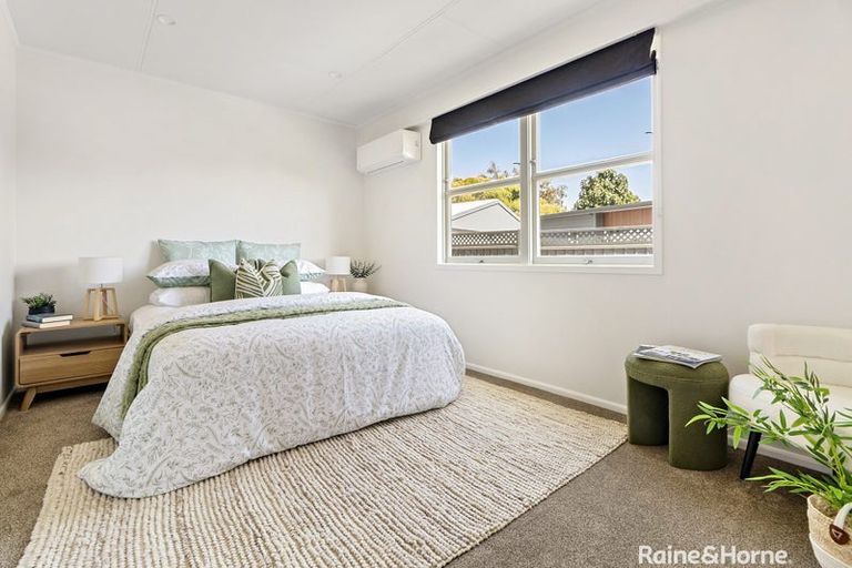 Photo of property in 10 Mahupuku Street, Greytown, 5712