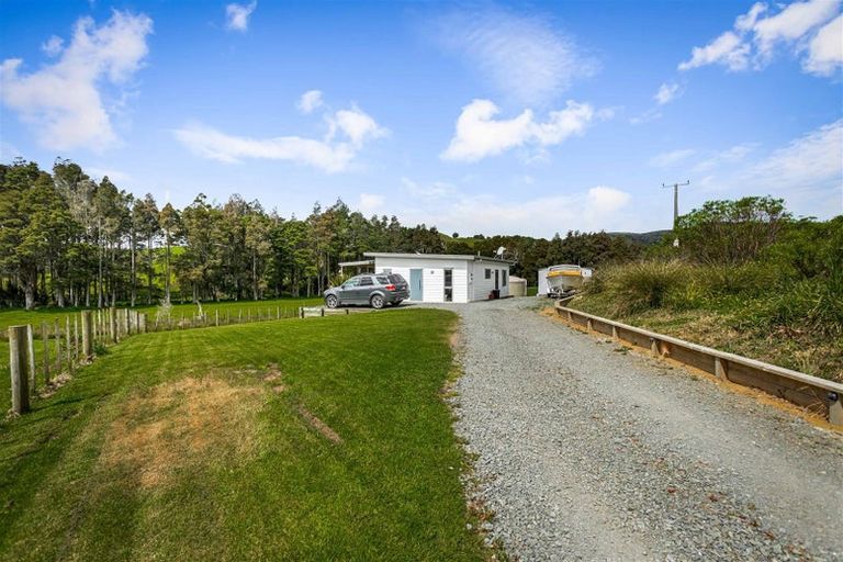 Photo of property in 109 Boyd Access Road, Whangaripo, Wellsford, 0974