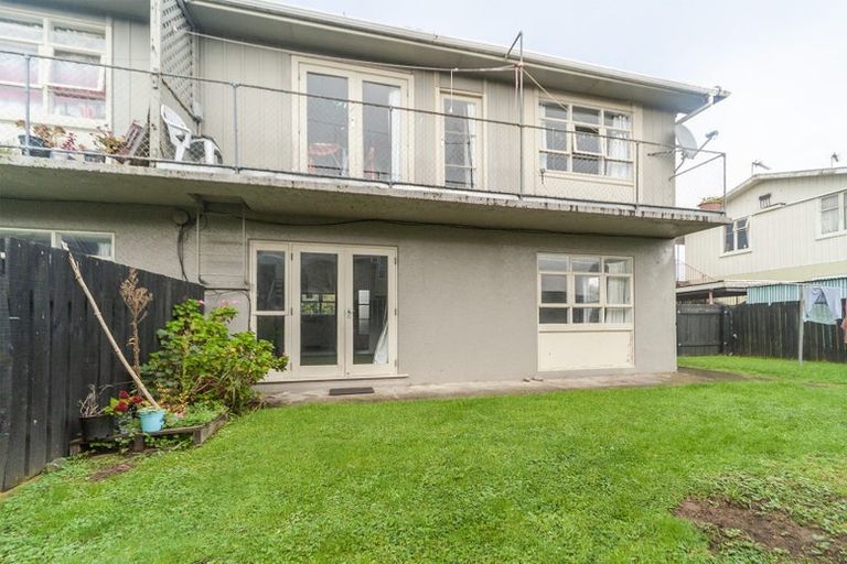 Photo of property in Wellway Flats, 45 Mcparland Street, Ebdentown, Upper Hutt, 5018