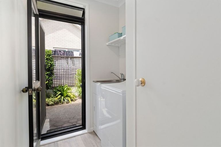 Photo of property in 1/20 Fifth Avenue, Tauranga, 3110