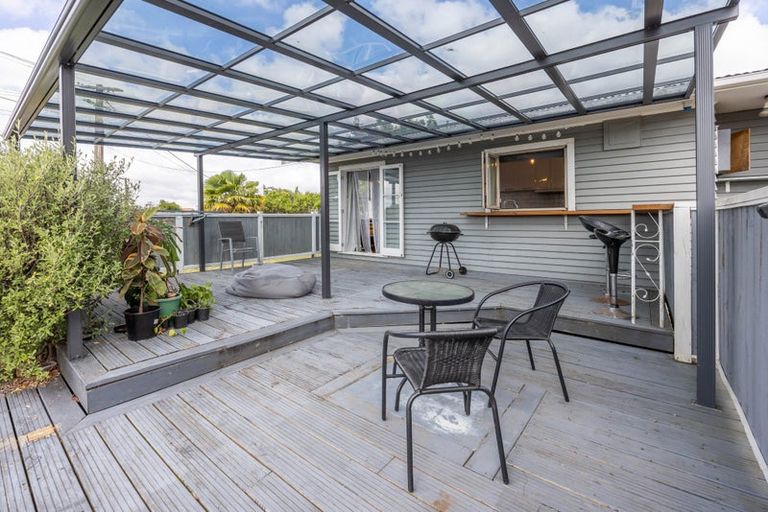 Photo of property in 15 Matthews Crescent, Melville, Hamilton, 3206