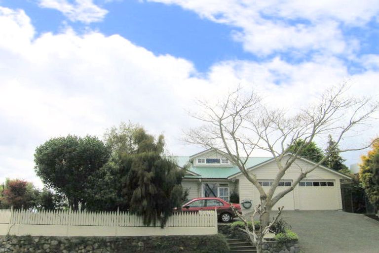 Photo of property in 70 Shepherd Road, Waipahihi, Taupo, 3330