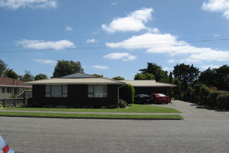 Photo of property in 1/29 Dinton Street, Russley, Christchurch, 8042
