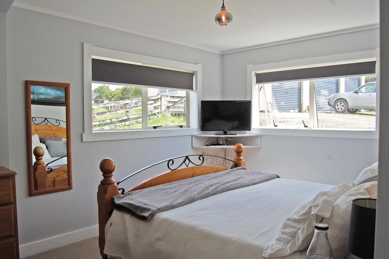 Photo of property in Gibbons Road, Kaiwaka, 0573