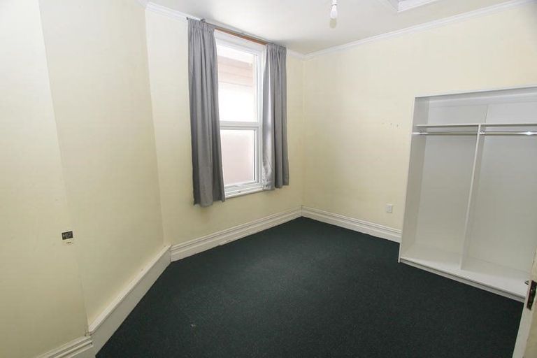 Photo of property in 120 Harbour Terrace, North Dunedin, Dunedin, 9016