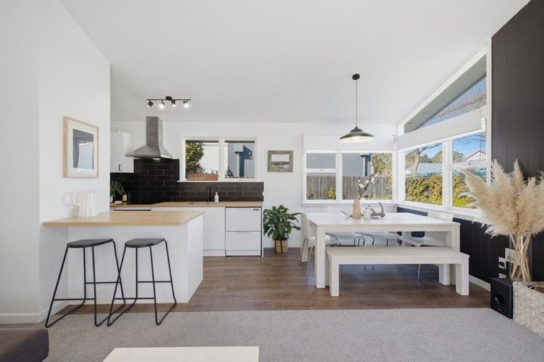 Photo of property in 380 Harewood Road, Bishopdale, Christchurch, 8053