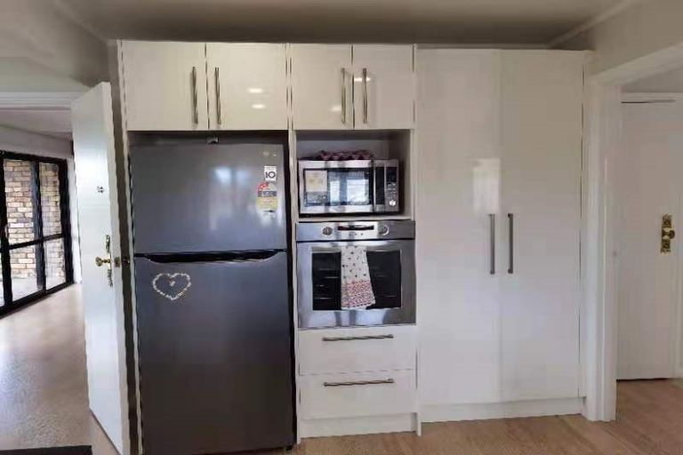 Photo of property in 11 Travis View Drive, Fairview Heights, Auckland, 0632