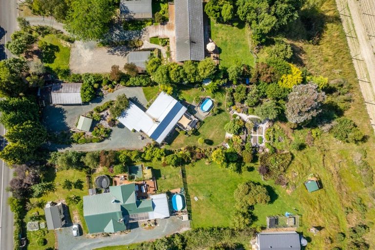 Photo of property in 8 Sunrise Valley Road, Upper Moutere, 7173