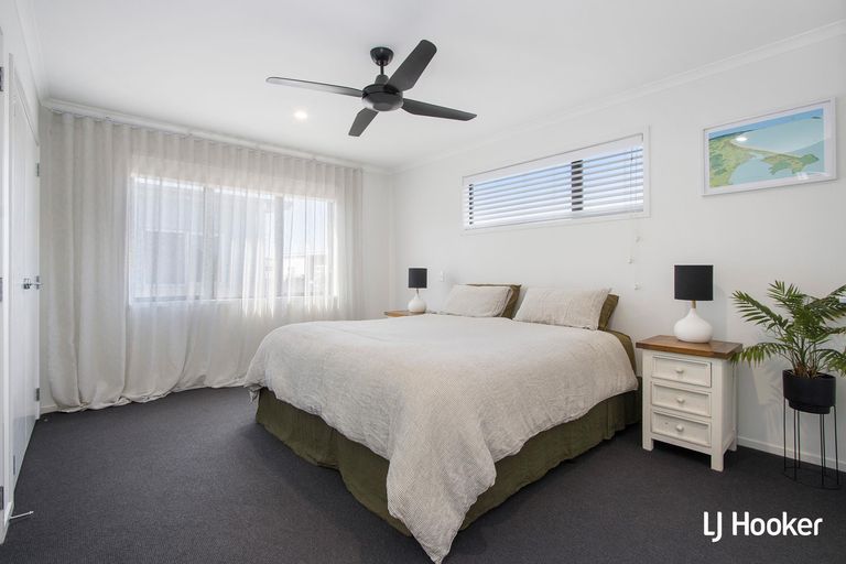 Photo of property in 16 Moet Crescent, Waihi Beach, 3611