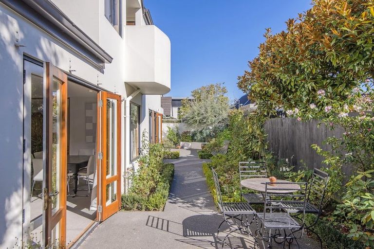 Photo of property in 1/31a Garden Road, Merivale, Christchurch, 8014