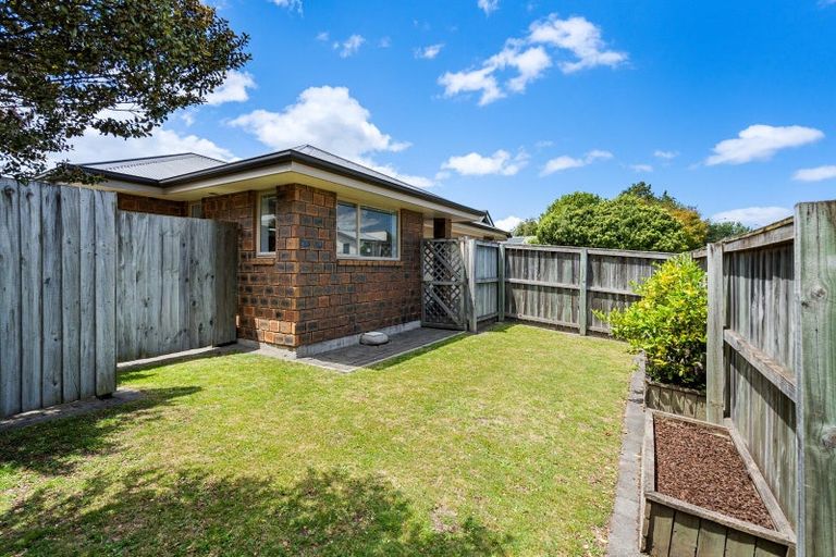 Photo of property in 16 Lindores Street, Addington, Christchurch, 8024