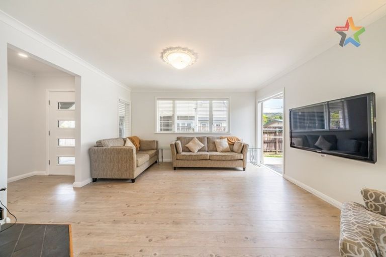 Photo of property in 19 Poole Crescent, Wainuiomata, Lower Hutt, 5014