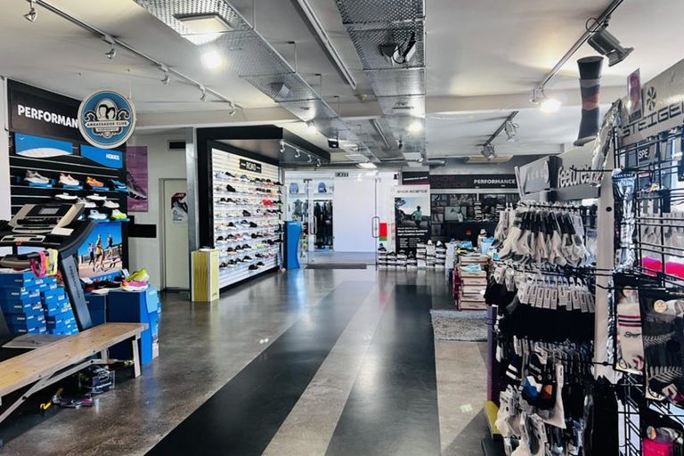 Photo of property in 24-25/66 Mount Eden Road, Mount Eden, Auckland, 1024