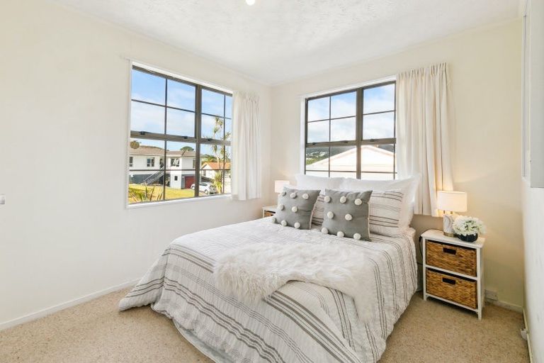 Photo of property in 65 Percy Dyett Drive, Karori, Wellington, 6012