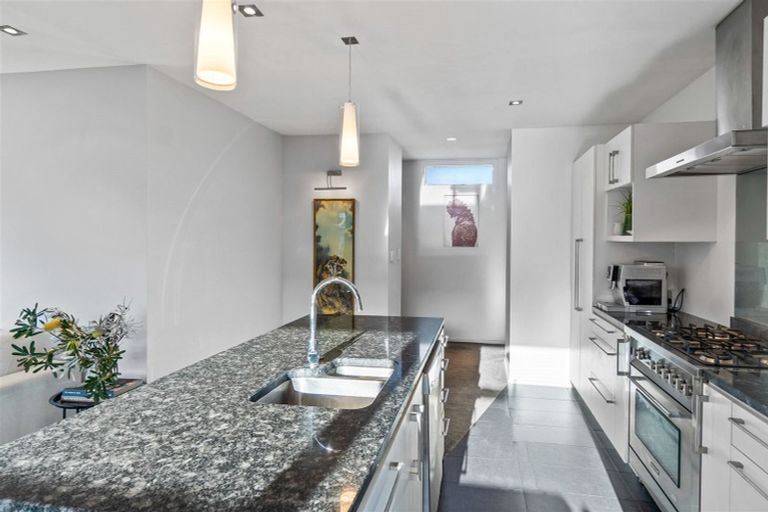 Photo of property in 1/42 Seymour Street, Hornby, Christchurch, 8042