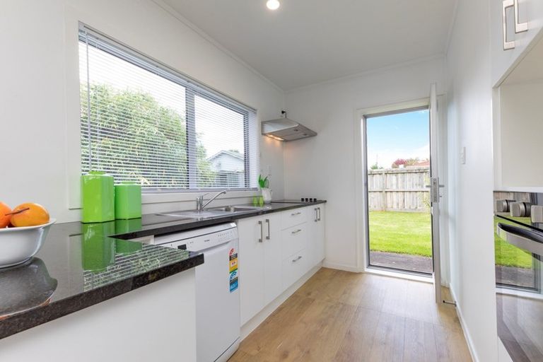 Photo of property in 3/118 Lynwood Road, New Lynn, Auckland, 0600