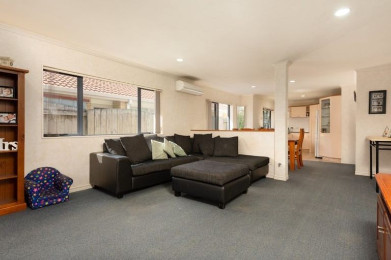 Photo of property in 59 Sandhurst Drive, Papamoa Beach, Papamoa, 3118