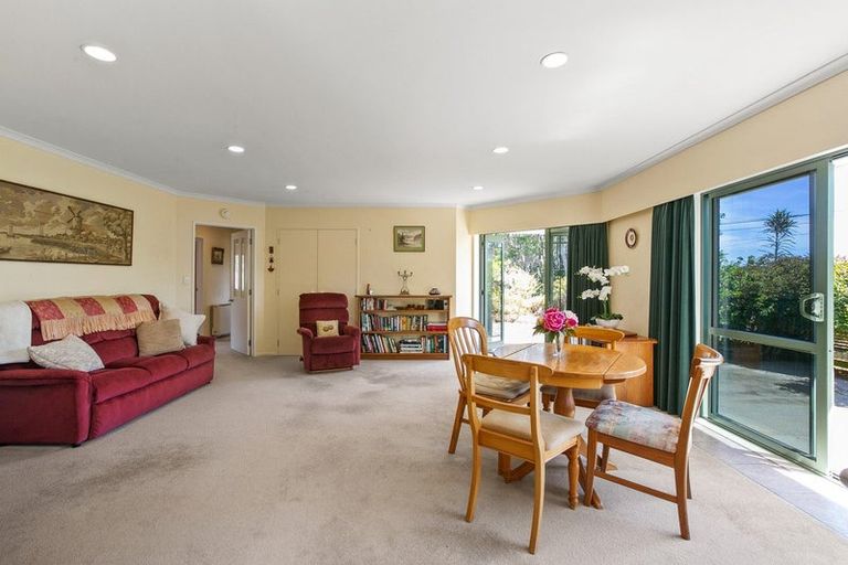 Photo of property in 29f Baring Terrace, Strandon, New Plymouth, 4312