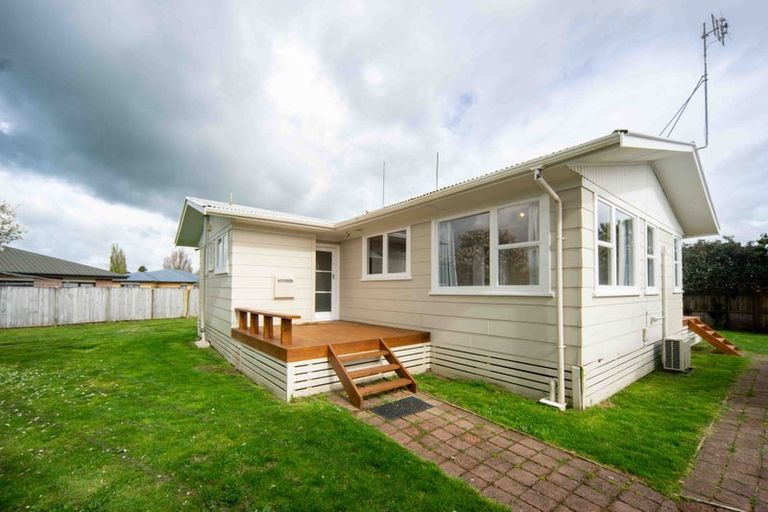 Photo of property in 39 Lilac Street, Melville, Hamilton, 3206