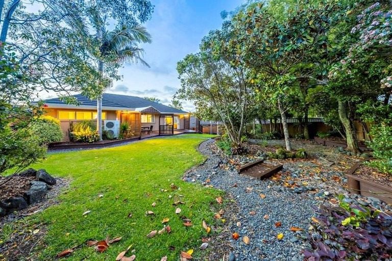 Photo of property in 48 Santa Ana Drive, Dannemora, Auckland, 2016