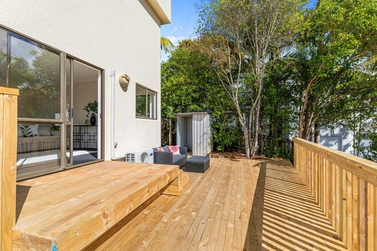 Photo of property in 3/24 Eastglen Road, Glen Eden, Auckland, 0602