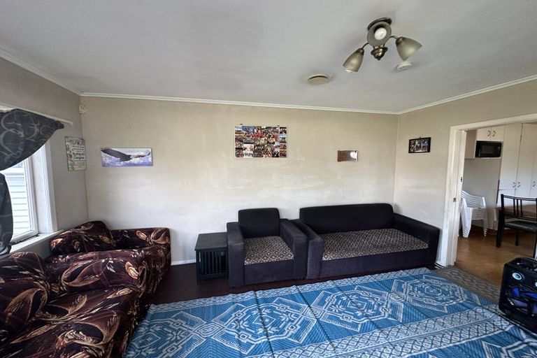 Photo of property in 84 Puriri Road, Manurewa, Auckland, 2102