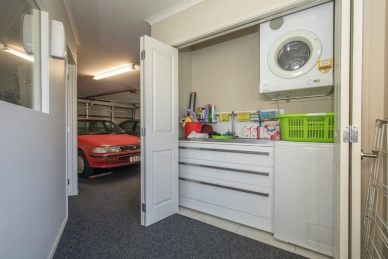 Photo of property in 35 Old Station Avenue, Wanaka, 9305