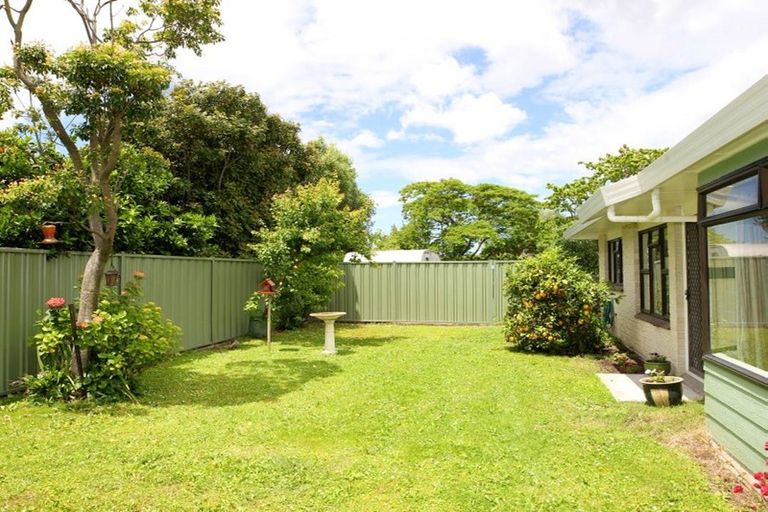 Photo of property in 243a Warwick Road, Mayfair, Hastings, 4122