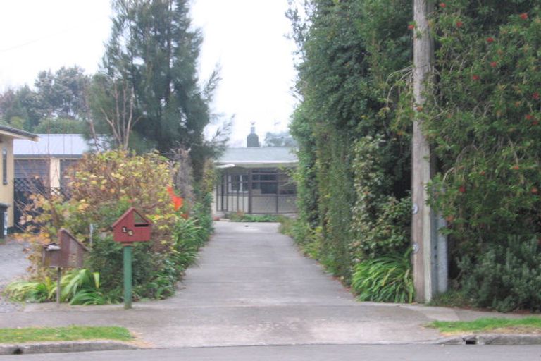 Photo of property in 14 Corbett Place, Onekawa, Napier, 4110