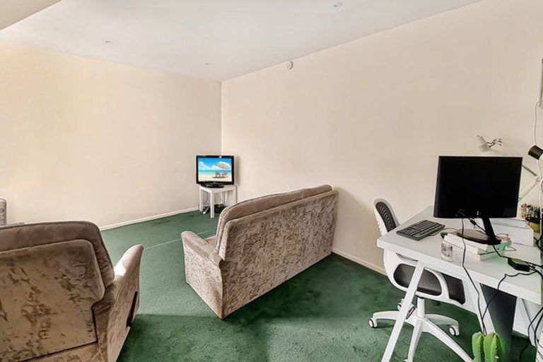 Photo of property in 7b Austin Street, Mount Victoria, Wellington, 6011