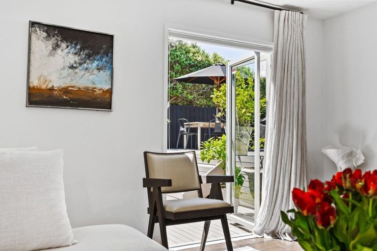 Photo of property in 65a Moa Road, Point Chevalier, Auckland, 1022